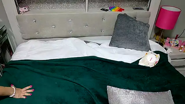 sashapearl23 live sex cam