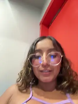 Kay_LustyWife live sex cam