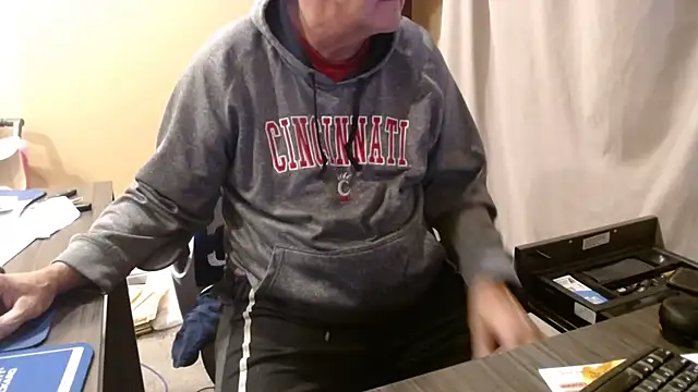 olderandwiser2 live sex cam