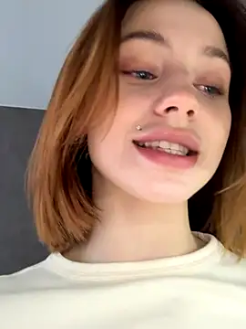 Camilla_Railian live sex cam
