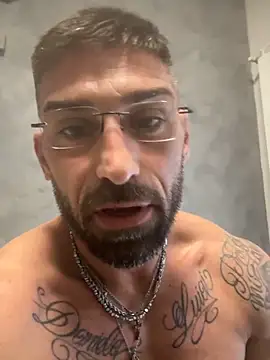 GmGit live sex cam