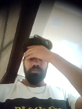 priyansh78584 live sex cam
