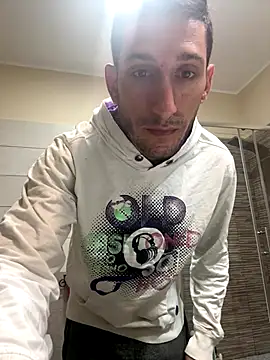 Gionnytav live sex cam