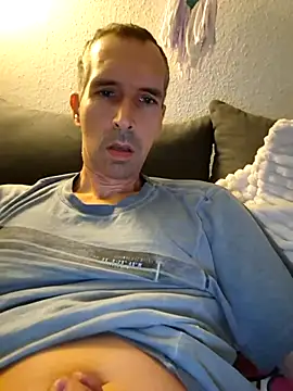 Geiler-boy313 live sex cam