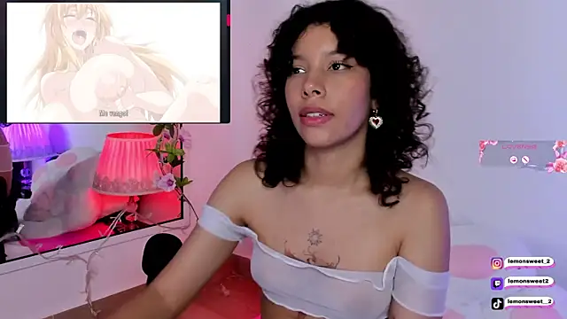 LemonSweet2 live sex cam