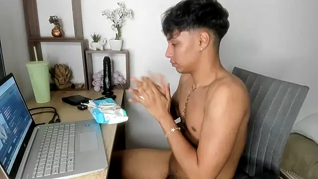 jonmaykolrose live sex cam