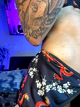 Naugth_channel_ts live sex cam