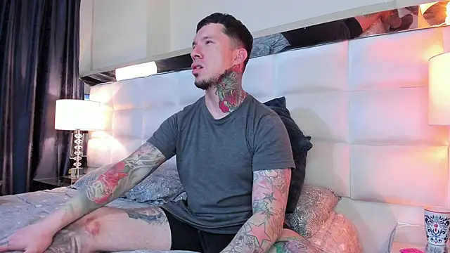 Adam_tatto live sex cam