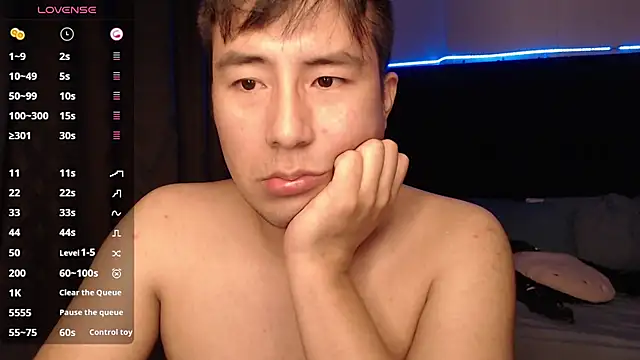 andrewmhilton_'s cam snapshot
