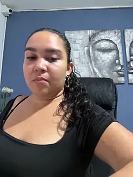 Alejandrasmithh's web cam