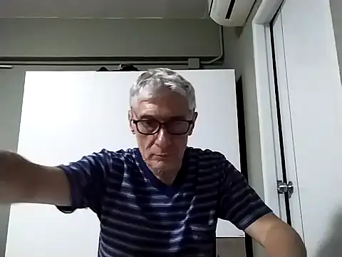 BIGUNCUTHARDCOCK live sex cam