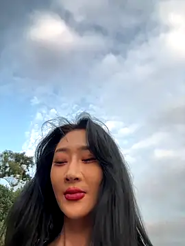 so-linger live sex cam