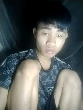 Nhyy_xx live sex cam