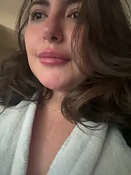 sukhakunis1 live sex cam