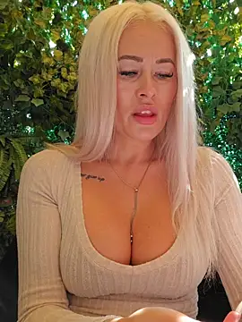 MILFBARBY live sex cam