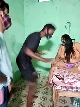 LoveOnStream live sex cam