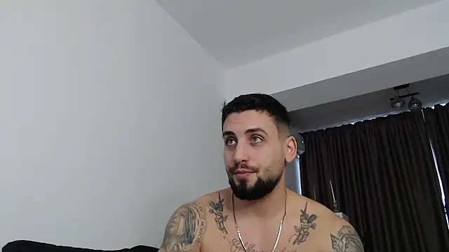 _DylanGreen live sex cam