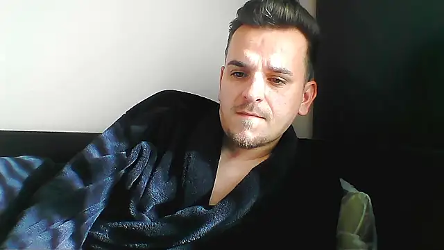 Huge_cock22cm live sex cam
