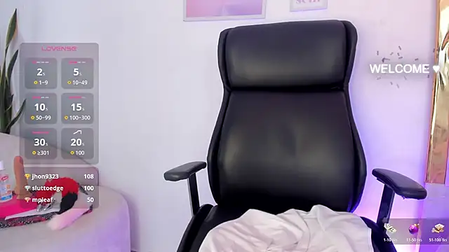 Goddess__Lilith live sex cam