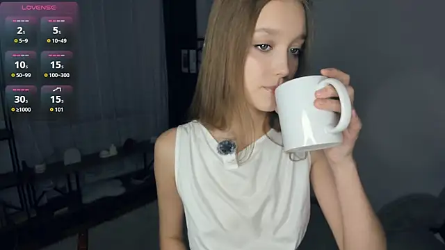 SerrenaAa live sex cam