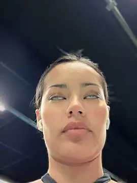Risky_Workouts live sex cam