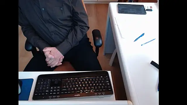 dutchpornking's cam snapshot