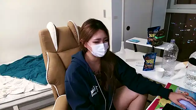 Milk_Sola live sex cam