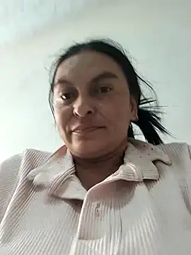 Horny-Mommy-Dirty live sex cam