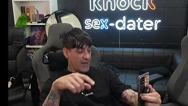 Elnonoykeila77 live sex cam