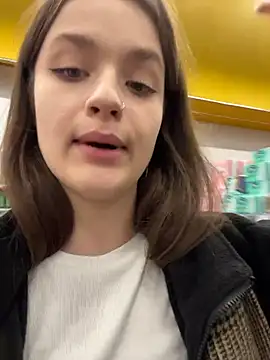 KittyQueeny live sex cam
