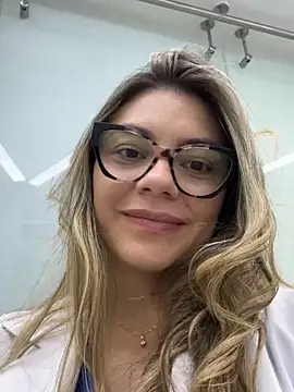 alicee16 live sex cam