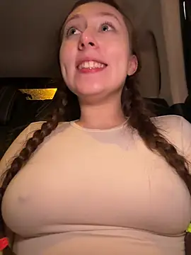 FroggyAnna live sex cam