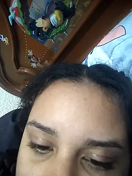 _Miaaleon live sex cam