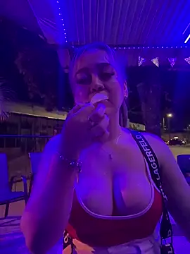 Danielavegax live sex cam