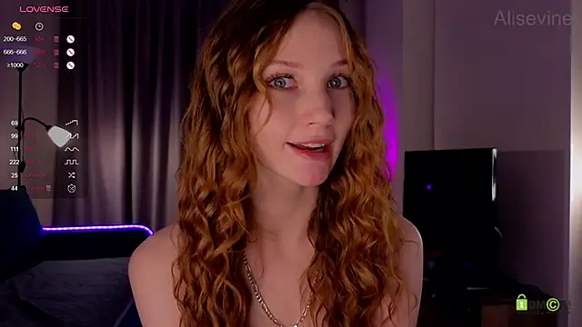 AliseVine live sex cam