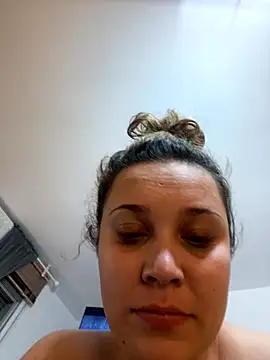 Wild2XXX live sex cam