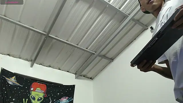 Elvergon-occoner live sex cam
