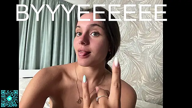chloemilka live sex cam
