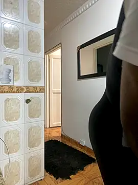 sweetsarabig22cm live sex cam