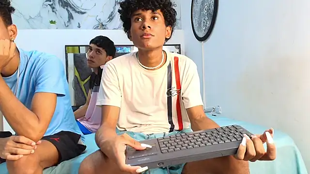 LONDON_BOYS1 live sex cam