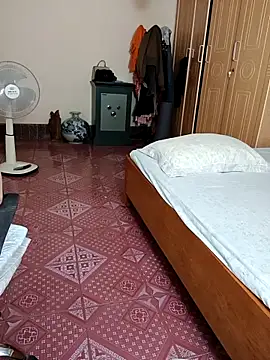 Moona_heny live sex cam
