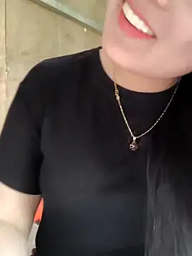 Sweetlove_77 live sex cam