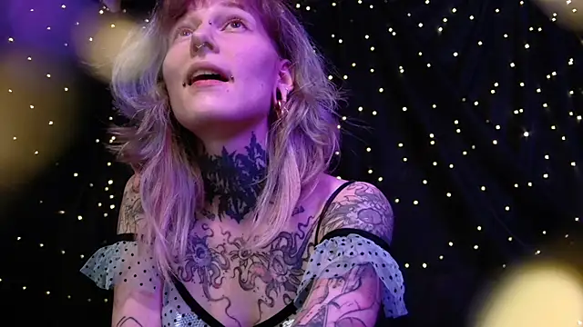 Littlespacemouse live sex cam