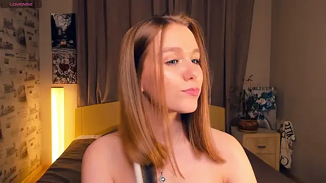 TienKnous live sex cam