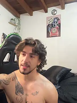 Valentino_Xander live sex cam