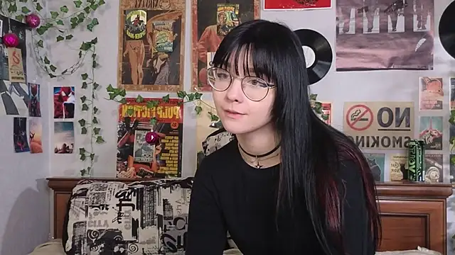 BereniceBattersby live sex cam