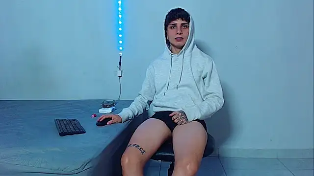 mikecoper_23 live sex cam