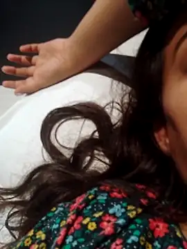 Naughtysilk live sex cam