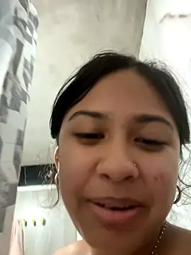 lynn9000 live sex cam