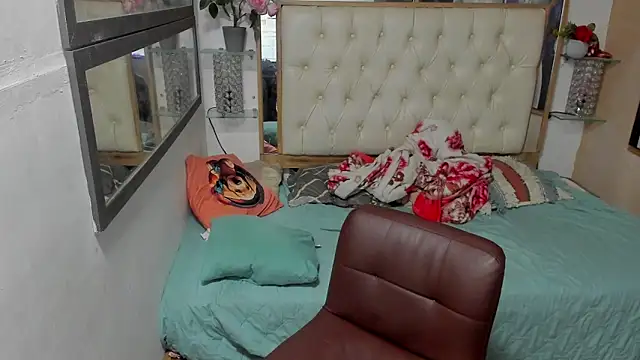 heiker_ live sex cam